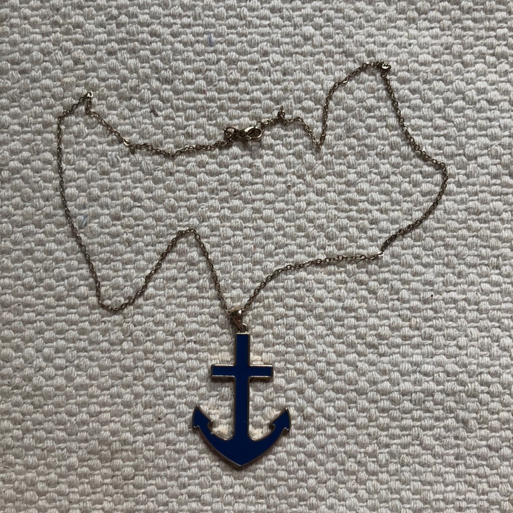 Anchor necklace